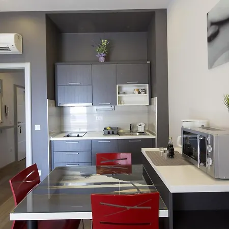 By The Sea - 20587 * מאקרסקה