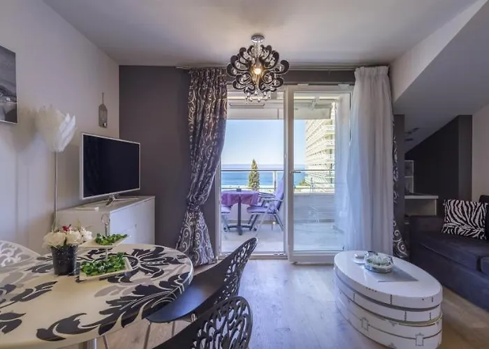 By The Sea - 20587 *