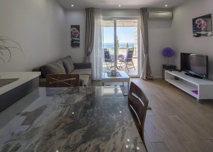 Apartment By The Sea - 20587 *