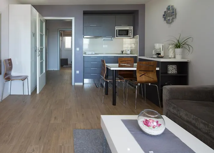 By The Sea - 20587 Apartment *